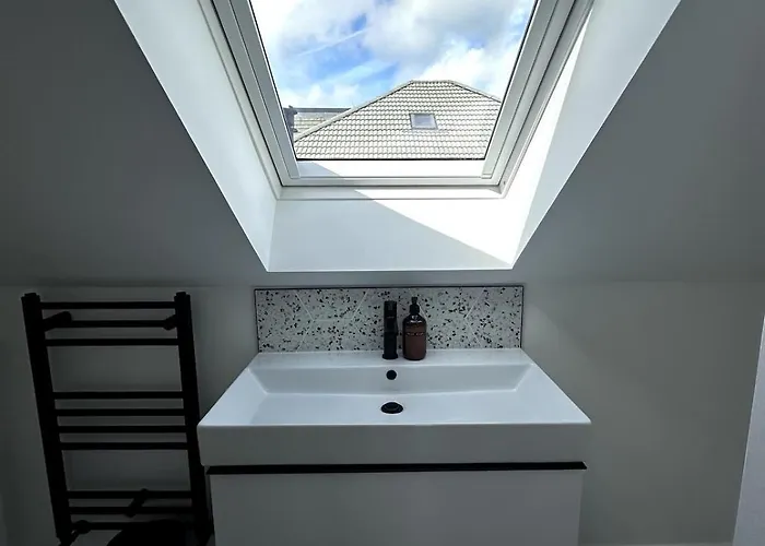 Kaimes Kip Stylish Five Bedroom * Эдинбург