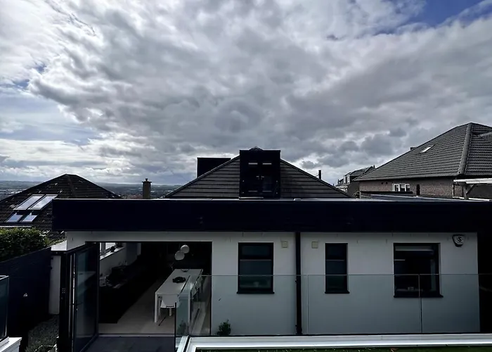 Дом отдыха Kaimes Kip Stylish Five Bedroom Эдинбург