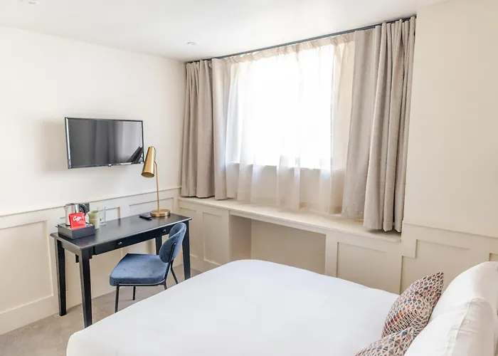 Hotell Grove House
