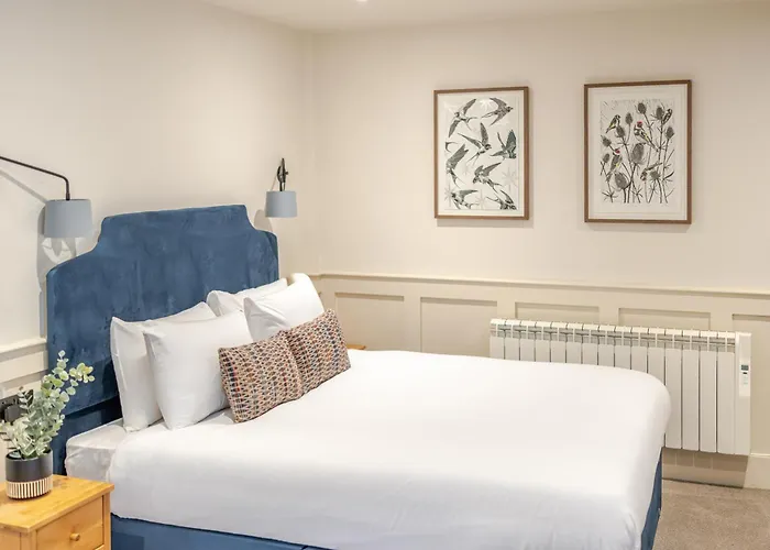 Grove House 4* Edinburg