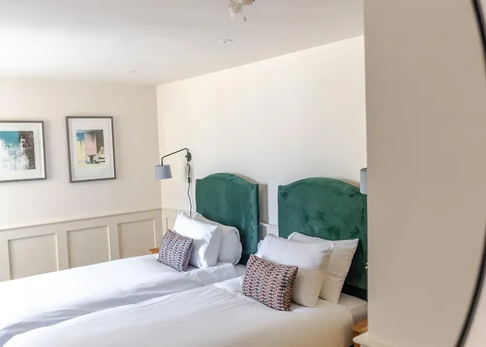 Hotell Grove House