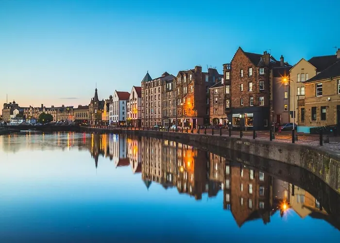 Comfortable 2 Bedroom Flat In The Centre Apartamento Edimburgo