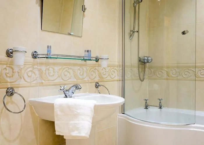Beautiful Georgian 2 Bedroom Flat