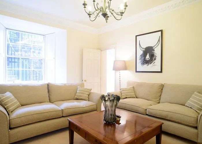 Beautiful Georgian 2 Bedroom Flat Apartment Edinburgh