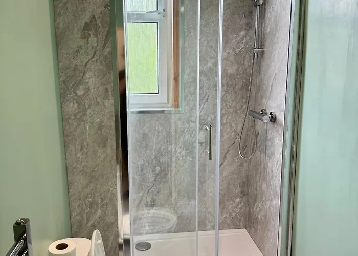 Stylish Canal-side Retreat In *