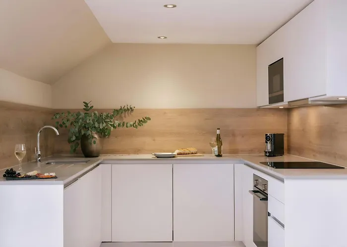 公寓式酒店 Thistle Royal Garden 4*