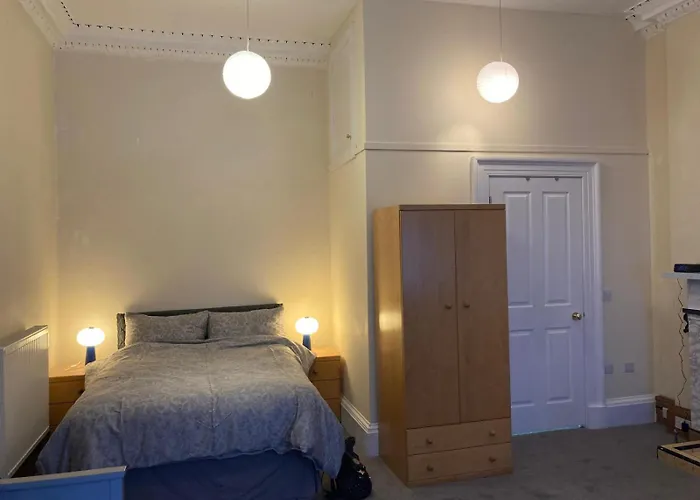 Gilmore Flat (adults Only) Apartment