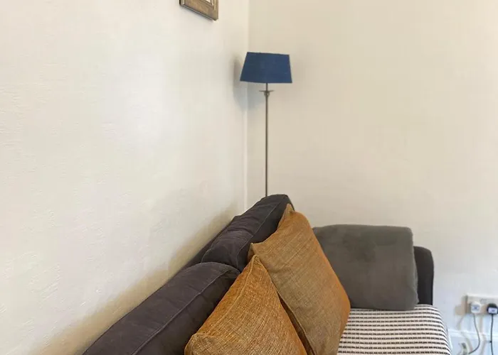 1 Bed Flat Near Castle Apartamento