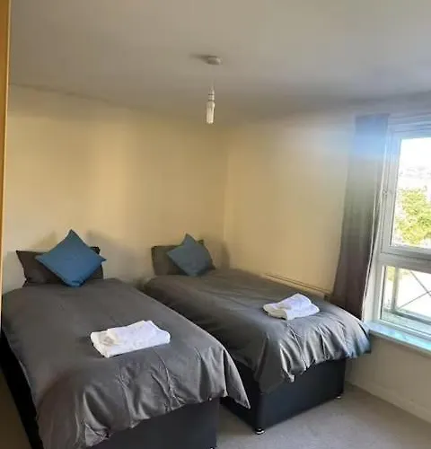 Daire New Town Retreat By Leath Walk- Free Parking