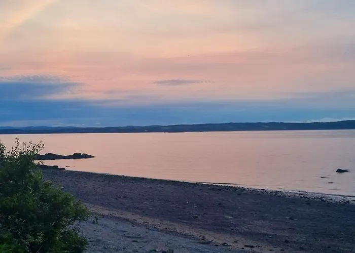 Thistle & Tide Apartment *