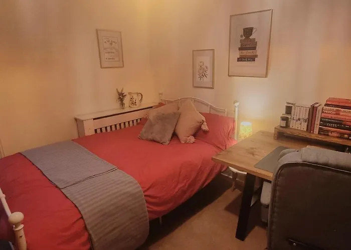 Thistle & Tide Apartment *