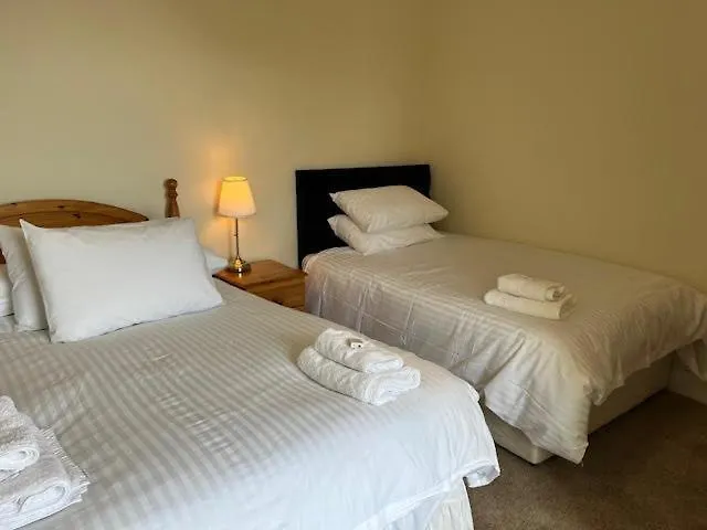 Апартаменты Royal Mile Cranston