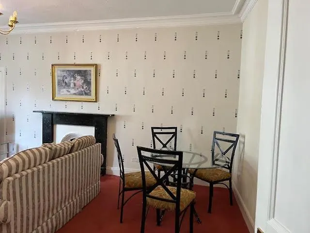 Апартаменты Royal Mile Cranston *