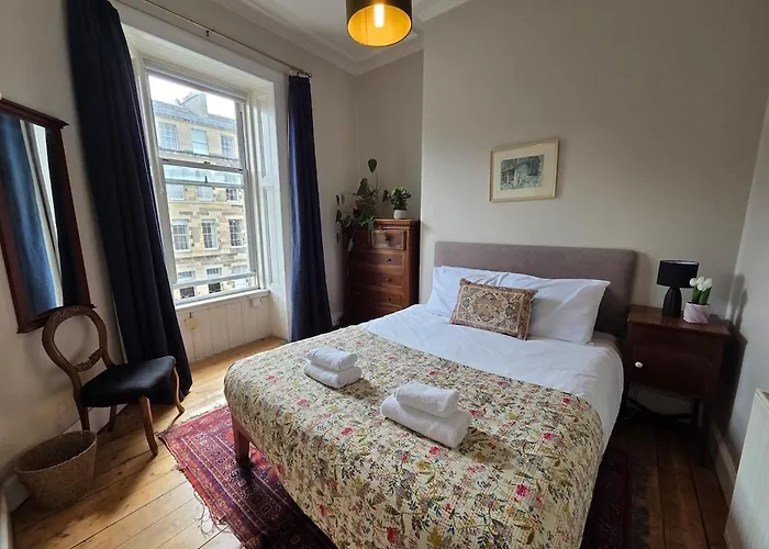 Montgomery Mews In Leith *