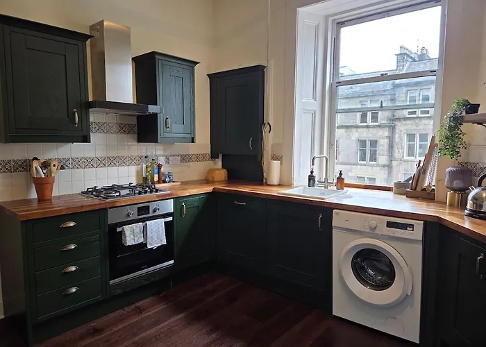 Montgomery Mews In Leith *