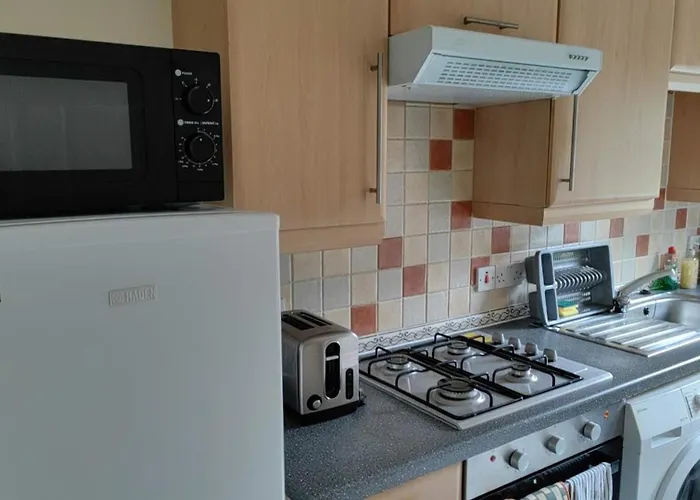 New Town Retreat By Leath Walk- Free Parking Daire *