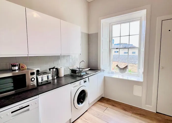 Heart Of The - 3 Bedroom Oasis Edinburgh