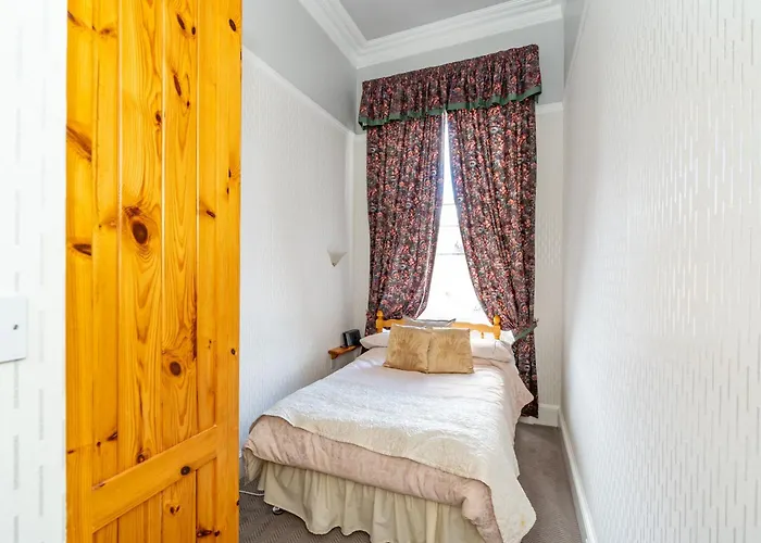 Гостевой дом The Gifford 4*