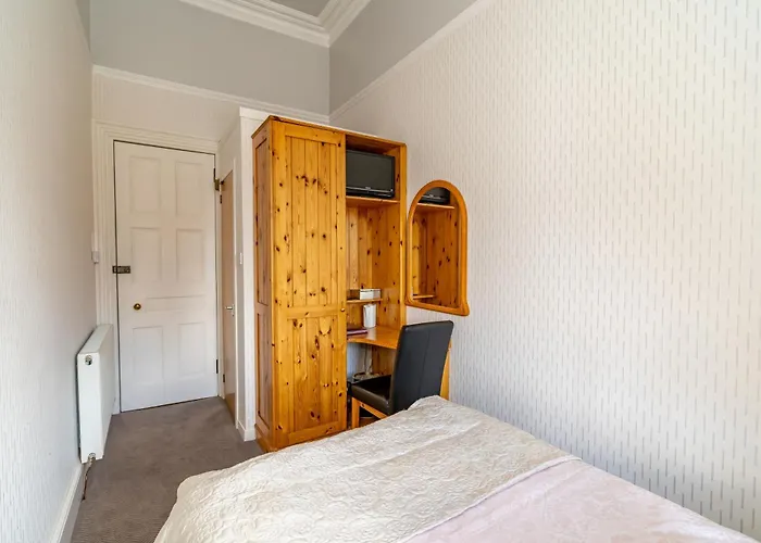 Гостевой дом The Gifford Эдинбург