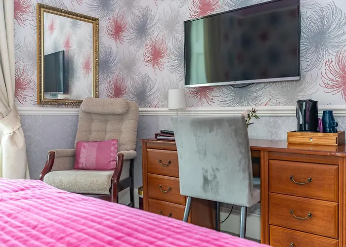 The Gifford Гостевой дом