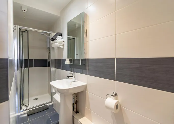 The Gifford Гостевой дом