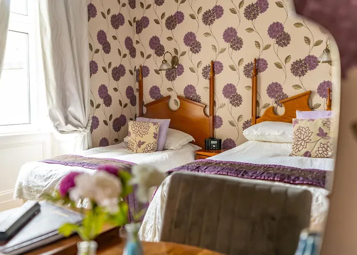 The Gifford Гостевой дом