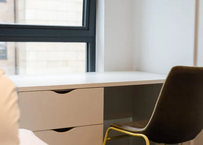 Destiny Student - Shrubhill Appartement *