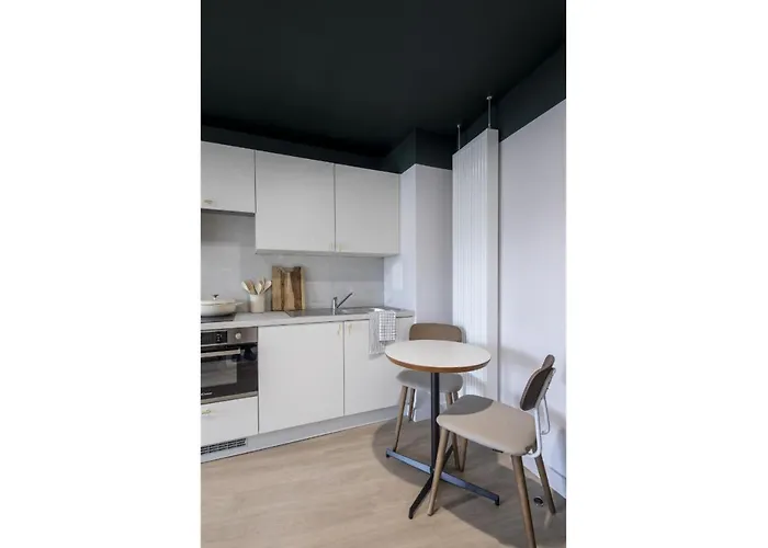 Modern With Kitchen & Ensuite In Эдинбург