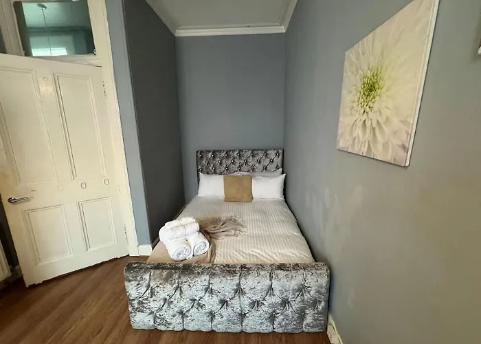 דירה Comfortable 2br Relax & Explore