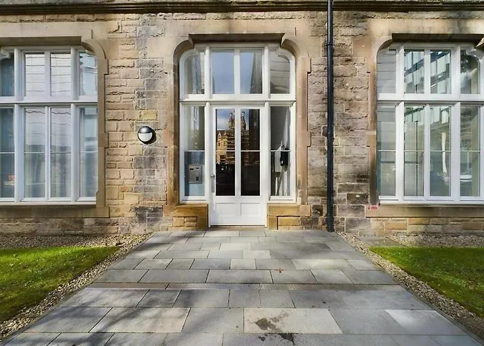 Charming Modern Central Apartment * Edinburgh
