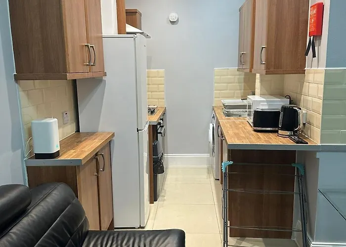 Centre Ground Floor 3 Bedroom אדינבורו