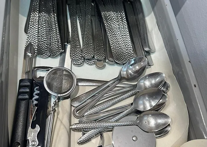 Centre Ground Floor 3 Bedroom *