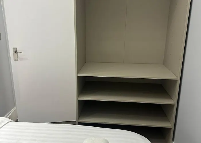 Centre Ground Floor 3 Bedroom אדינבורו