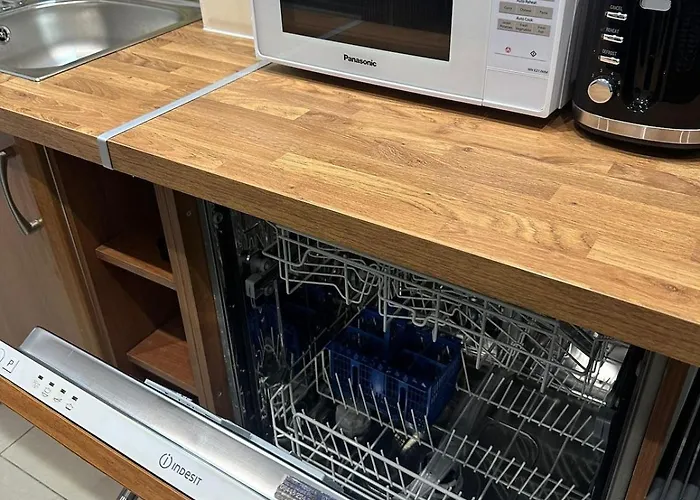 Centre Ground Floor 3 Bedroom