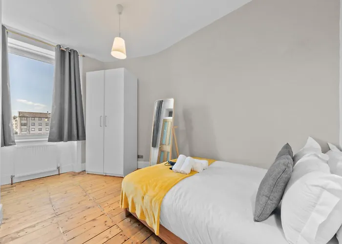 Thorntree 2 Bedroom With Sofa Bed - * Edimburgo