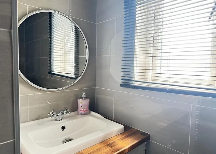 דירה Spacious 2br By Portobello אדינבורו