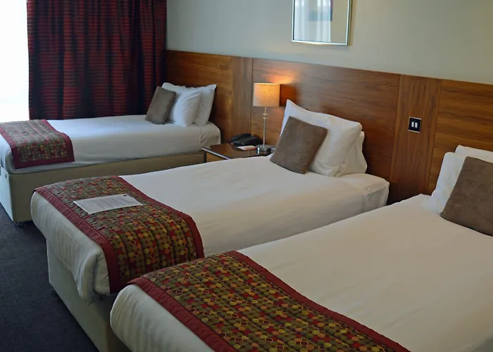 Отель Western Kings Manor 3*