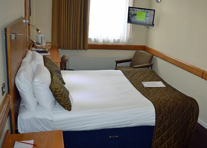 Отель Western Kings Manor