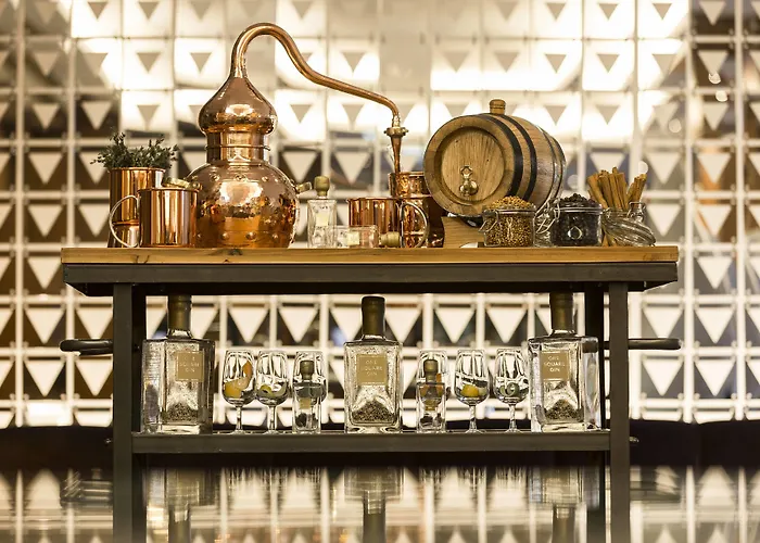 Sheraton Grand & Hotel