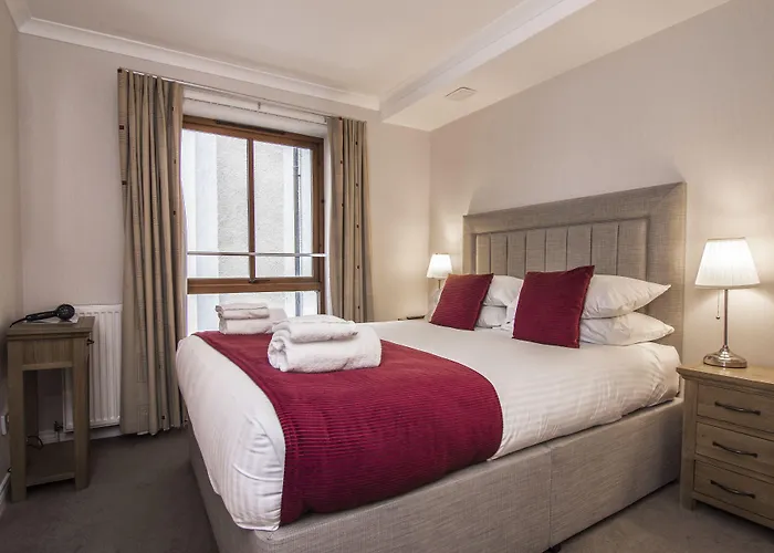 The Knight By Mansley 4* Edinburg