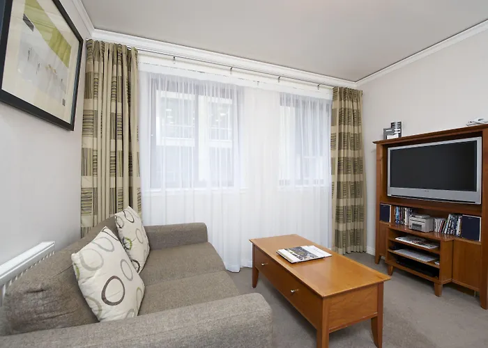 The Knight By Mansley Lägenhetshotell Edinburg