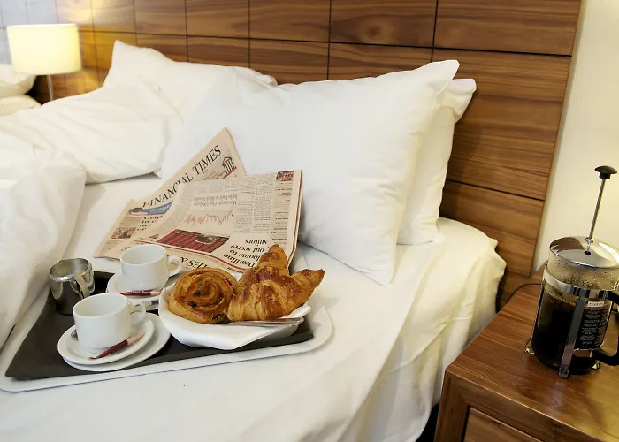 The Knight By Mansley 4* Edinburg