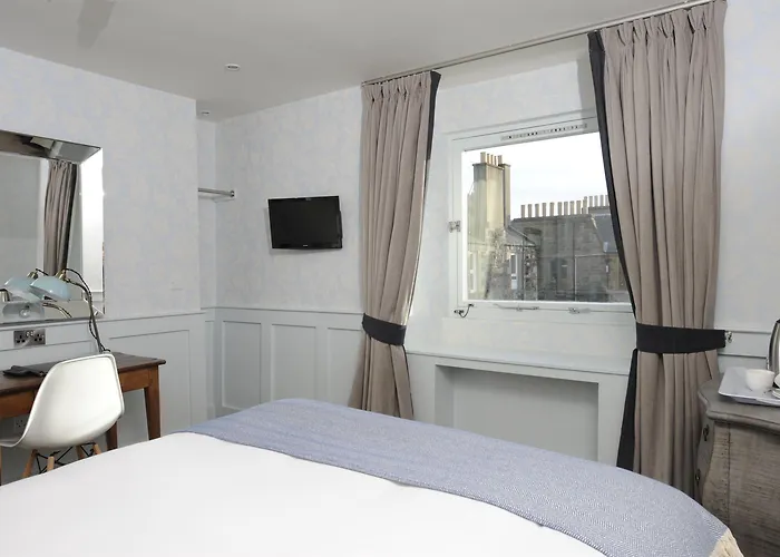 Grove House Hotell