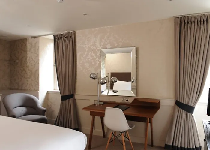Grove House Hotell