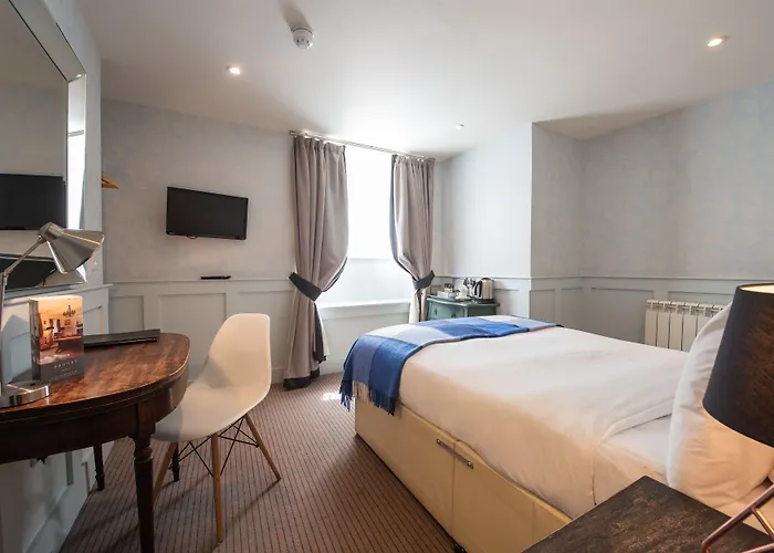 Grove House Hotell