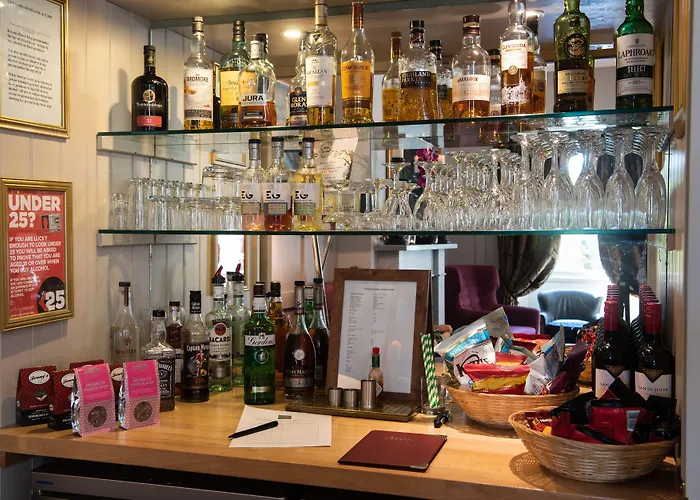 Hotell Grove House 4*