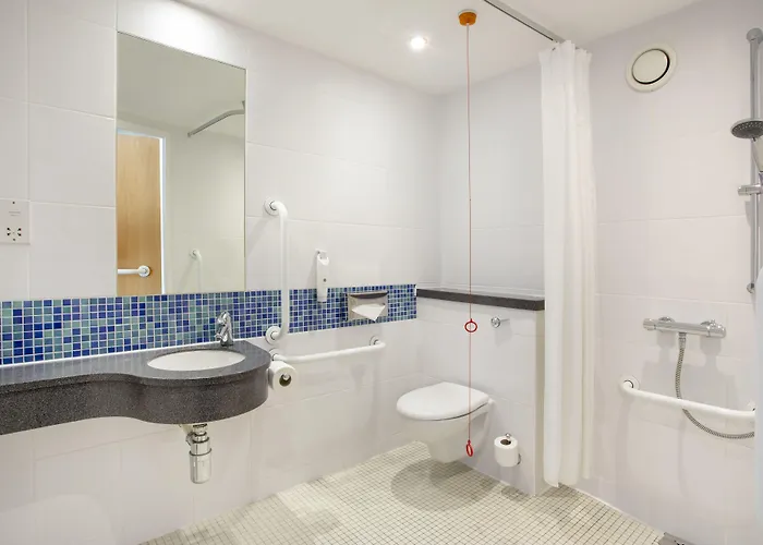 Express Centre By Ihg Hotel