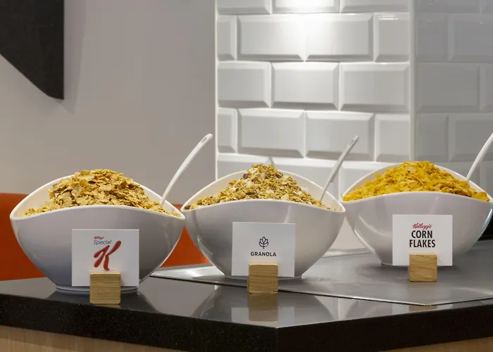 Express Centre By Ihg 3*