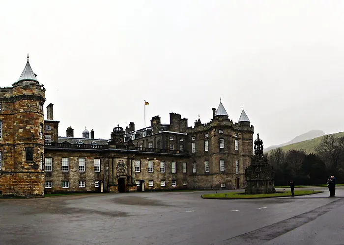 Express Centre By Ihg