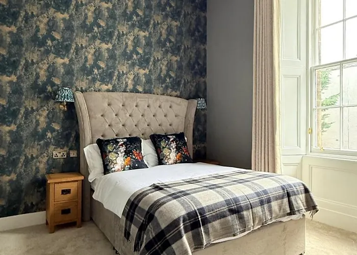 Armadillo Guest House- Adults Only Guest house Edinburgh